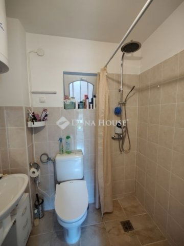 Eladó sorház, Budapesten, IX. kerületben 79.9 M Ft, 2 szobás