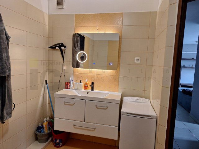 Eladó téglalakás, Szegeden, József Attila sugárúton 69.9 M Ft