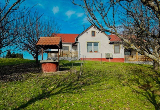 Eladó családi ház, Kercaszomoron 67 M Ft, 3 szobás