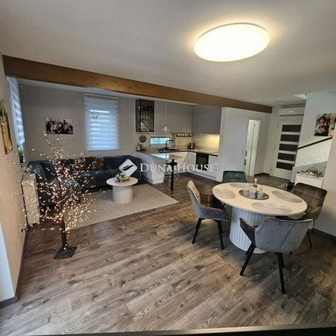 Eladó ikerház, Budapesten, XVII. kerületben 135.9 M Ft