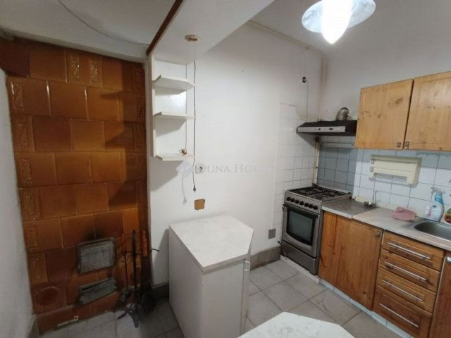 Eladó családi ház, Budapesten, XVI. kerületben 55 M Ft, 2 szobás