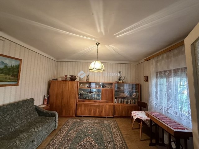 Eladó családi ház, Szigetszentmiklóson 84.9 M Ft, 4 szobás