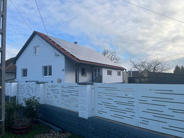 Eladó családi ház, Ongán 84.9 M Ft, 4 szobás