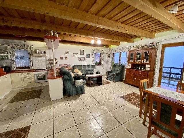 Eladó családi ház, Biatorbágyon 150 M Ft, 2+2 szobás