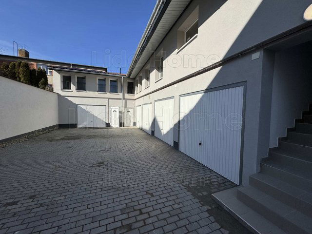 Eladó téglalakás, Nagykanizsán 73.9 M Ft, 3 szobás