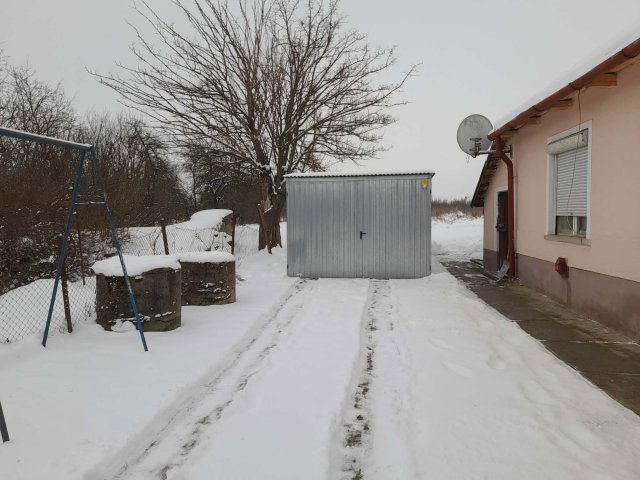 Eladó családi ház, Hernádnémetin 10.9 M Ft, 2 szobás