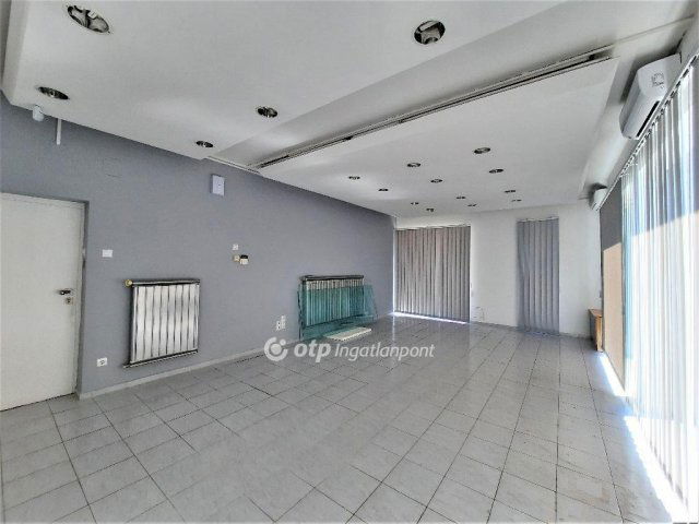 Kiadó iroda, Siófokon 360 E Ft / hó / költözzbe.hu