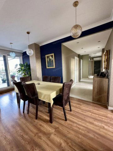 Eladó téglalakás, Kecskeméten 130 M Ft, 4 szobás