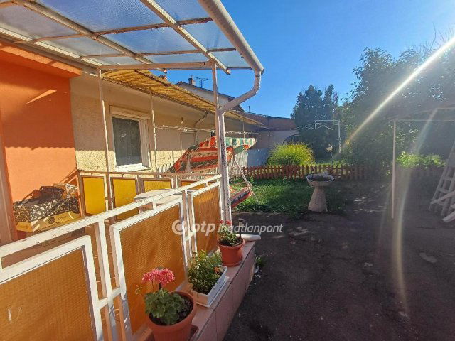 Eladó családi ház, Egerben 88 M Ft, 5+1 szobás