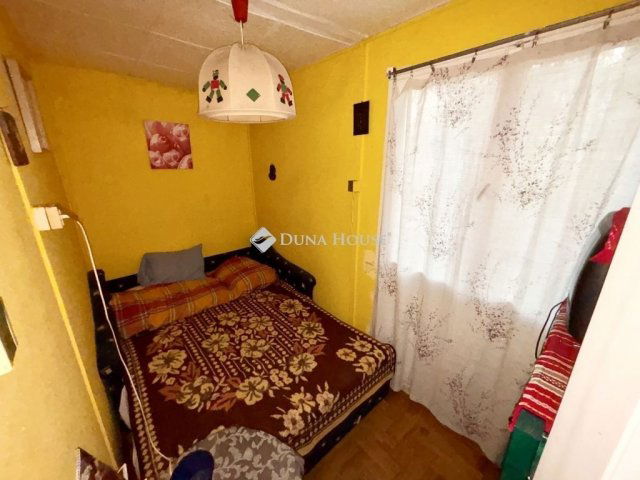 Eladó családi ház, Erdőkertesen 44.9 M Ft, 1+2 szobás