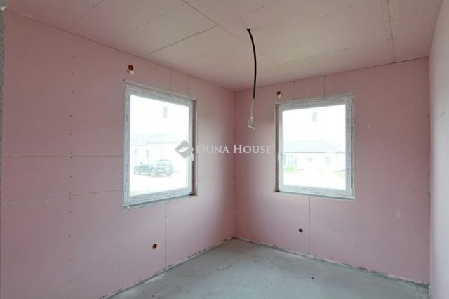 Eladó családi ház, Kecskeméten 86.9 M Ft, 5 szobás