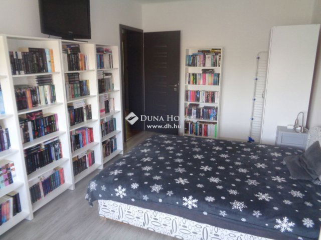 Eladó ikerház, Székesfehérvárott 119.5 M Ft, 4 szobás