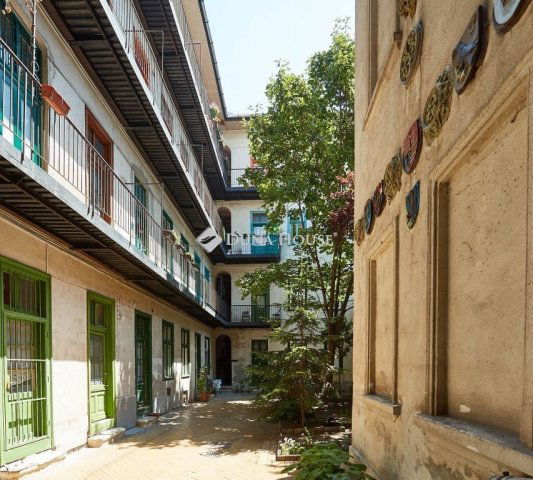 Eladó téglalakás, Budapesten, IX. kerületben 69.9 M Ft, 1 szobás