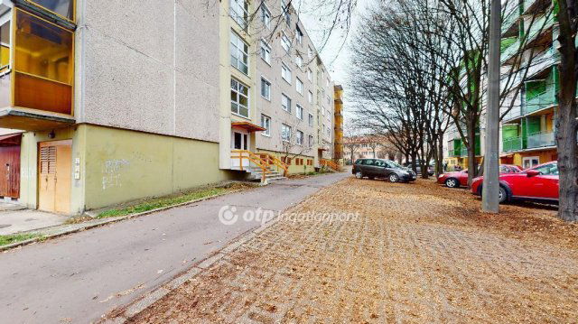 Eladó panellakás, Miskolcon 25.5 M Ft, 1+1 szobás