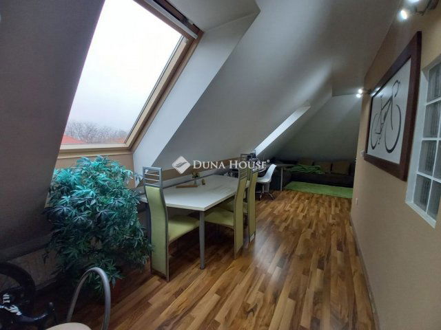 Eladó téglalakás, Dunakeszin 71.9 M Ft, 2 szobás