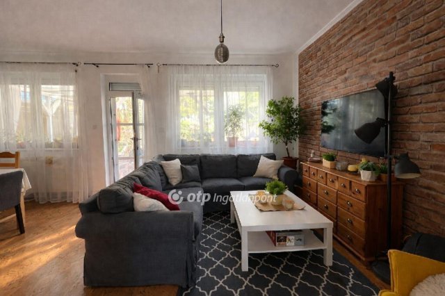 Eladó sorház, Egerben 87.5 M Ft, 1+3 szobás