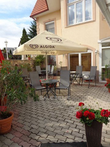 Eladó hotel, Hajdúszoboszlón 490 M Ft / költözzbe.hu