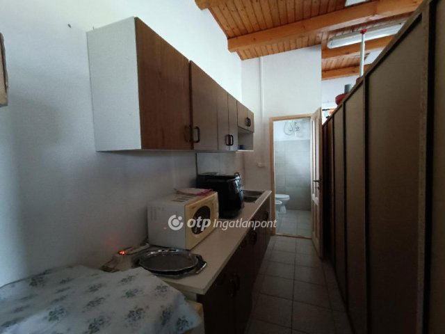 Eladó ipari ingatlan, Herceghalomon 158 M Ft / költözzbe.hu