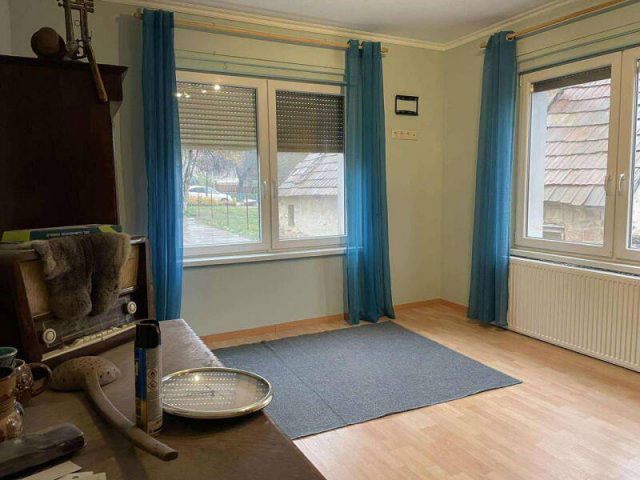 Eladó családi ház, Pilisszántón 84.9 M Ft, 3+1 szobás