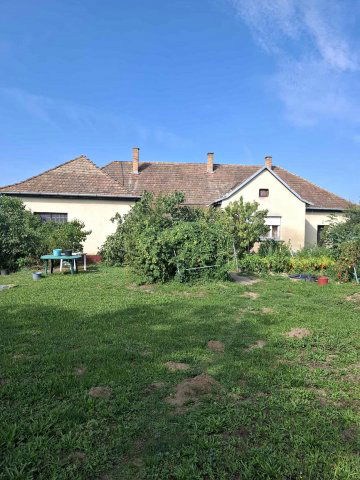 Eladó családi ház, Somogysárdon 32.5 M Ft, 5 szobás