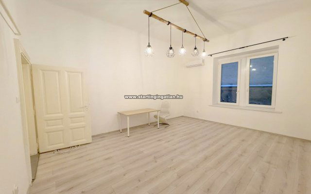 Eladó téglalakás, Budapesten, VII. kerületben 44.9 M Ft