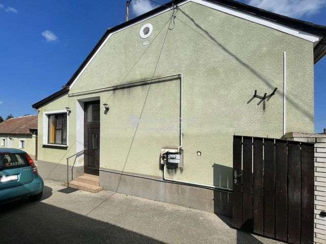 Eladó családi ház, Hosszúperesztegen 29.8 M Ft, 4 szobás