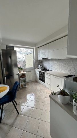 Kiadó panellakás, albérlet, XV. kerületben, Nádastó parkban