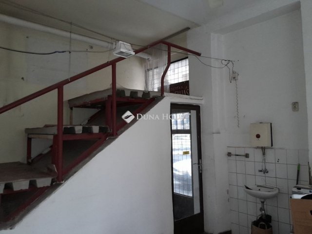 Eladó üzlethelyiség, Budapesten, XIII. kerületben 60 M Ft