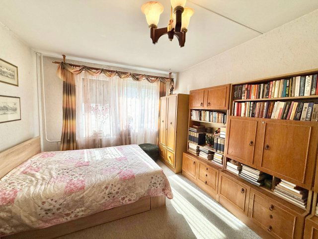 Eladó téglalakás, Pécsett 48.9 M Ft, 3 szobás