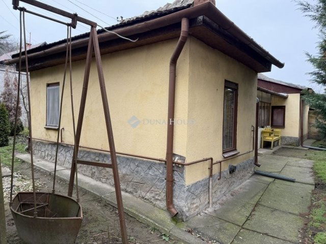Eladó családi ház, Sülysápon 38.5 M Ft, 2 szobás