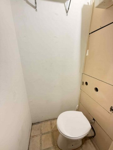 Eladó panellakás, Pécsett 39.99 M Ft, 2+1 szobás