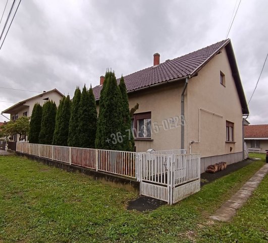 Eladó családi ház, Lentiben 52 M Ft, 4 szobás