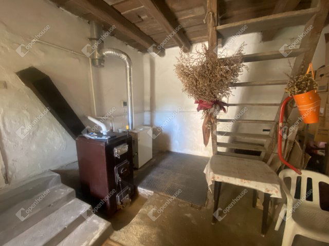 Eladó családi ház, Darnózseliben 49.9 M Ft, 5 szobás