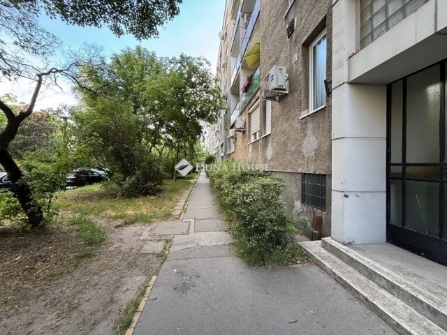 Eladó téglalakás, Budapesten, XIV. kerületben 140 M Ft, 3 szobás