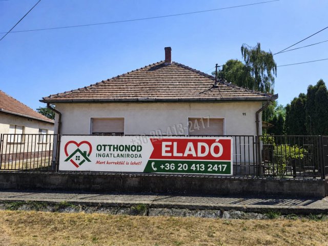 Eladó családi ház, Tápiószelén 25.5 M Ft, 2+1 szobás