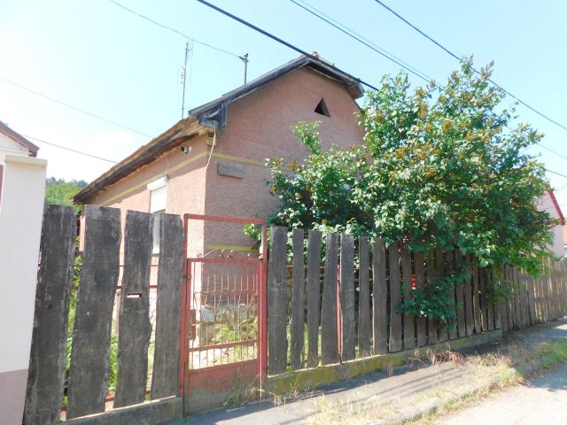 Eladó családi ház, Miskolcon 19.9 M Ft, 1 szobás