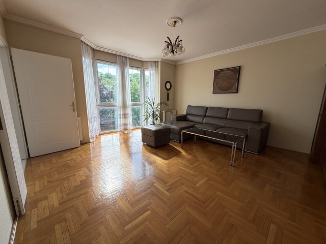 Kiadó téglalakás, albérlet, Budapesten, III. kerületben
