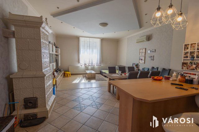 Eladó családi ház, Soltvadkerten 69.9 M Ft, 4 szobás