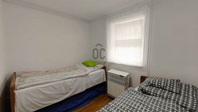 Eladó családi ház, Pécsett 48 M Ft, 2 szobás