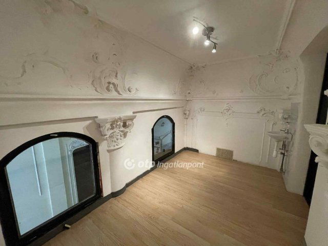 Kiadó üzlethelyiség, Budapesten, VIII. kerületben 250 E Ft / hó