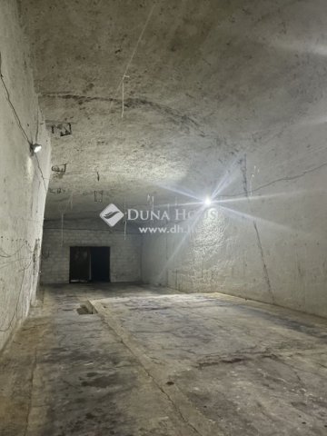 Eladó ipari ingatlan, Budapesten, XXII. kerületben 199.999 M Ft