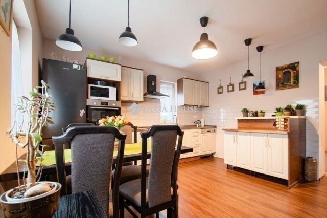 Eladó családi ház, Budapesten, XVIII. kerületben 104.9 M Ft