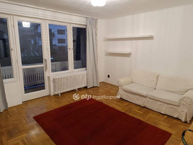 Eladó téglalakás, Solymáron 123 M Ft, 3+2 szobás