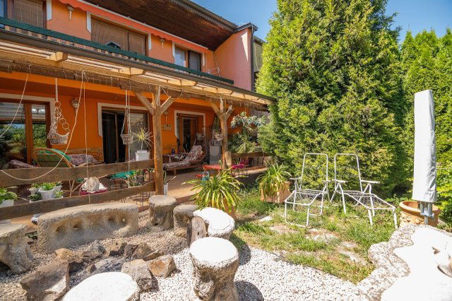 Eladó téglalakás, Szekszárdon, Cseri János utcában 90 M Ft