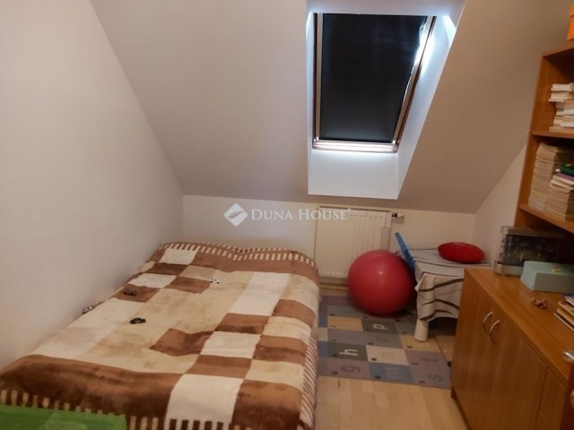 Eladó téglalakás, Budapesten, XIV. kerületben 250 M Ft, 5 szobás