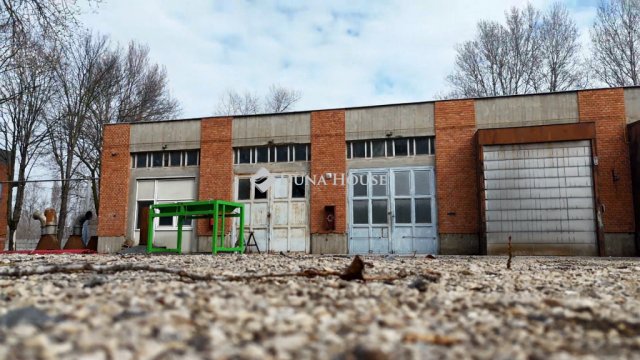 Eladó ipari ingatlan, Székesfehérvárott 385 M Ft