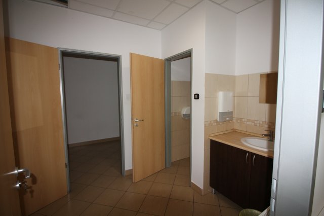 Kiadó iroda, Budapesten, IV. kerületben 233 E Ft / hó
