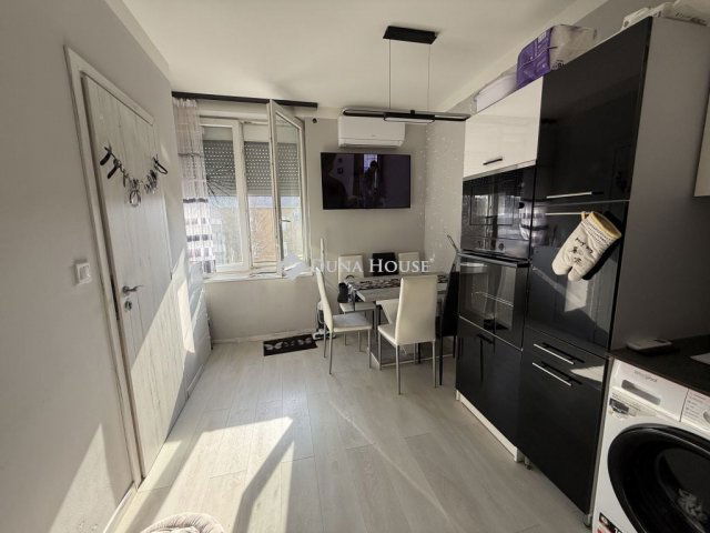 Eladó téglalakás, Lábatlanon 38.9 M Ft, 2 szobás