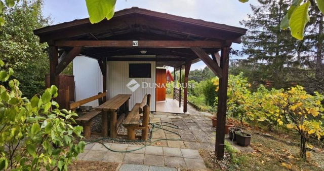 Eladó nyaraló, Pécsváradon 14.99 M Ft, 1 szobás