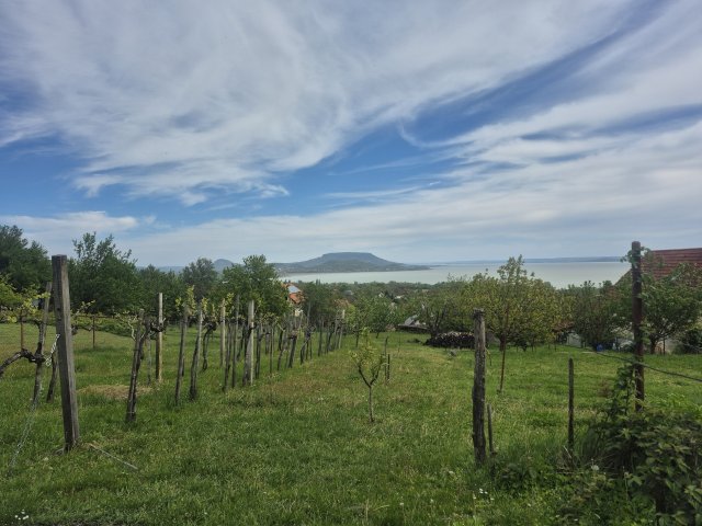 Eladó nyaraló, Balatongyörökön 62.5 M Ft, 2 szobás